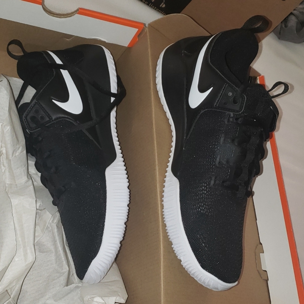 Womans Nike Zoom Hyperace 2